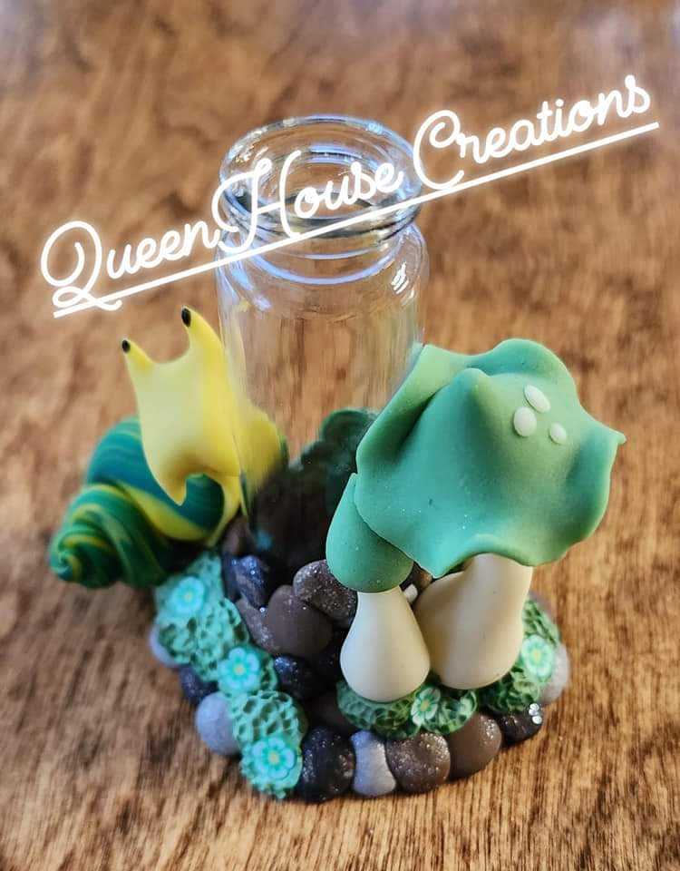 QueenHouse Creations - Mini Glass Bottle Scenes